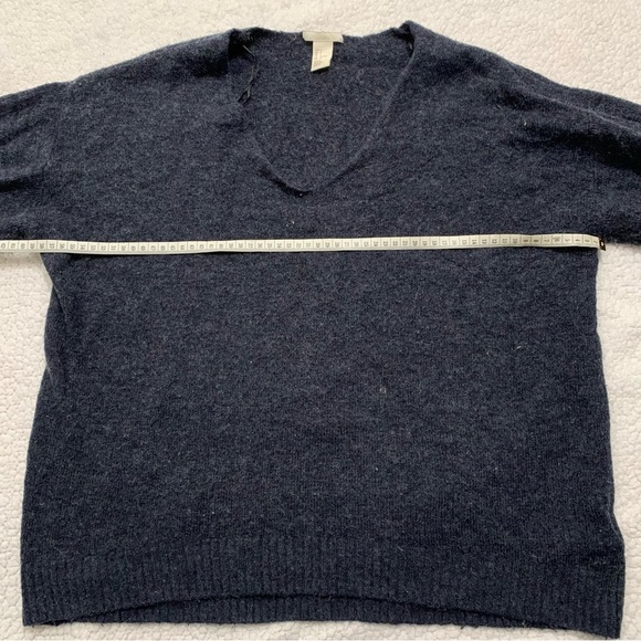 H&M V-neck Dark Blue  Oversized Sweater - Picture 5 of 8